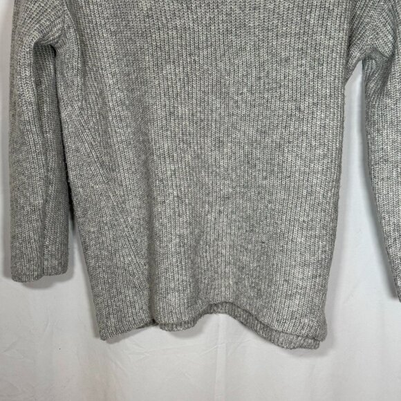 Express Light Gray Soft Sweater Size Large Loose Cozy. Heather - Picture 4 of 11